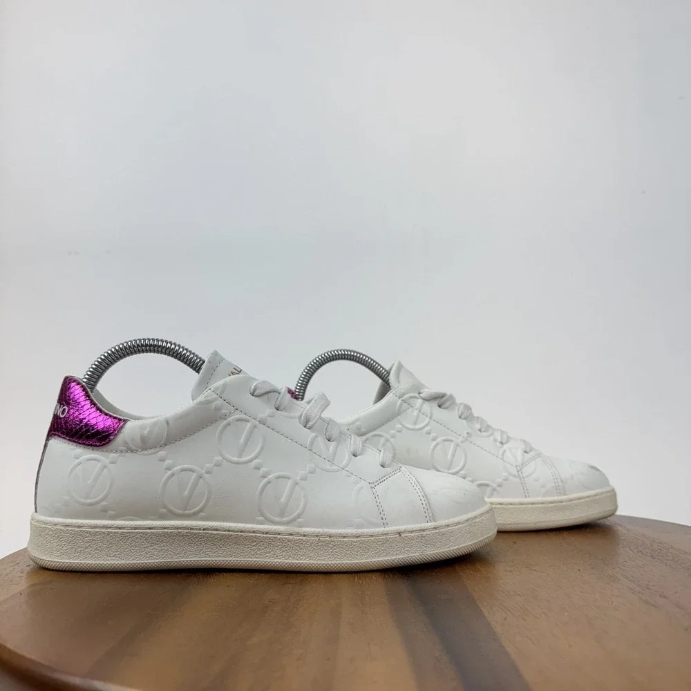 New Womens Valentino Sofia Vlogo White Pink Leather Low Sneakers Size 7.5 M NWOB